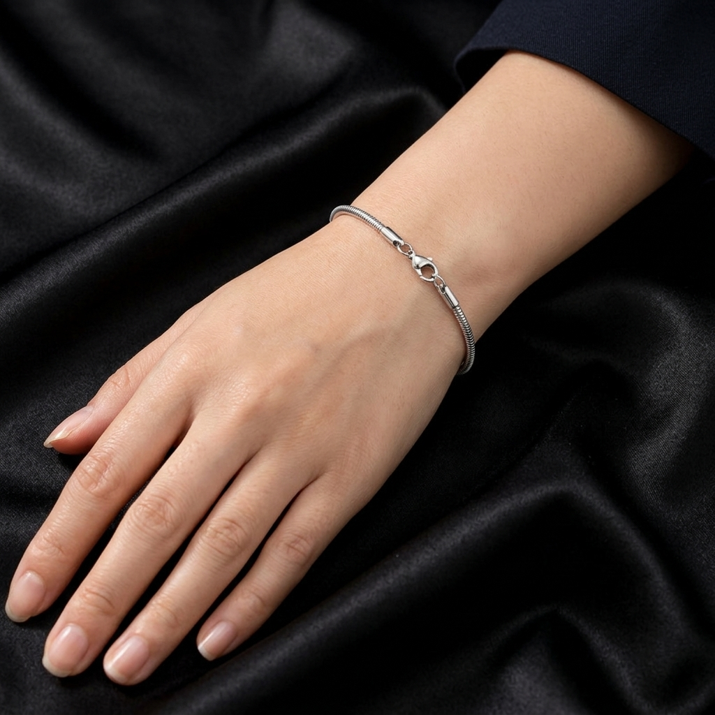 Gold Polished Cobra Snake Link Flat Bracelet