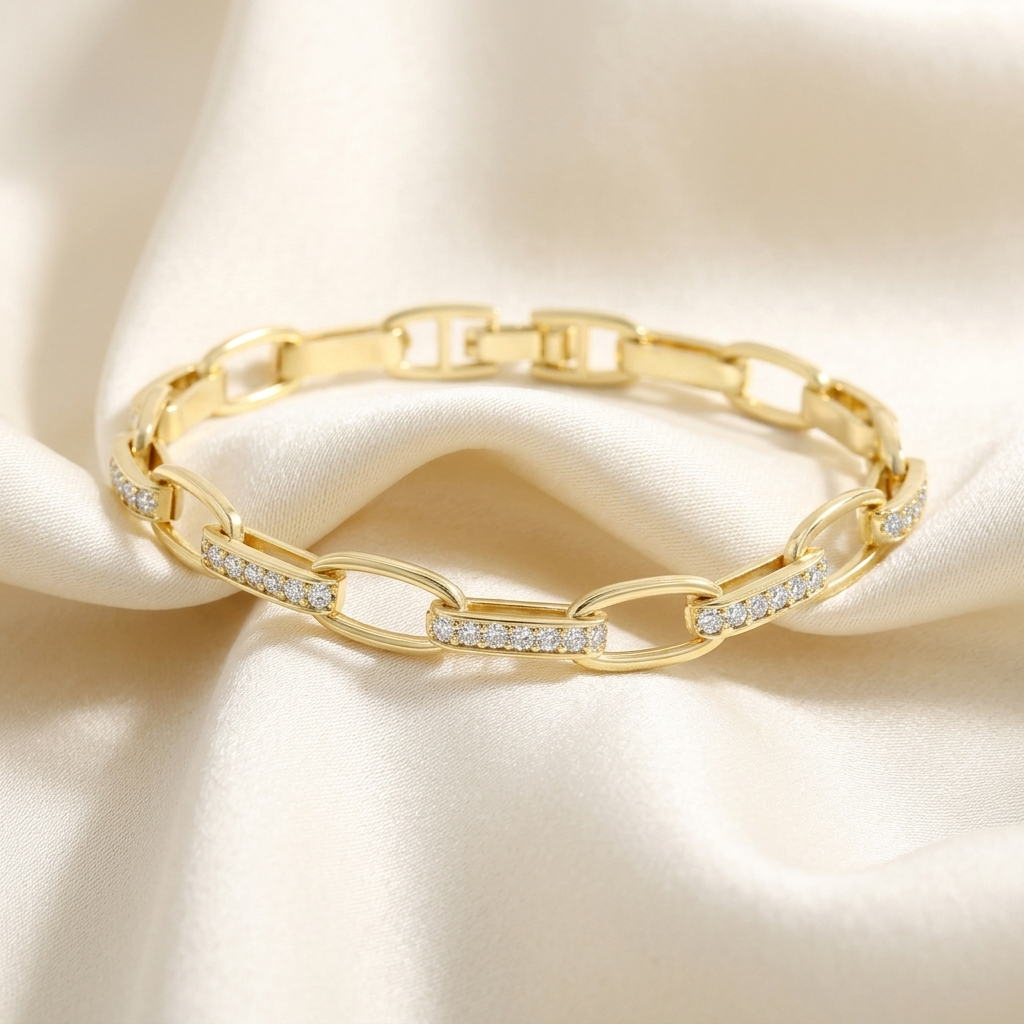 Interlinked Diamond Paperclip Bracelet