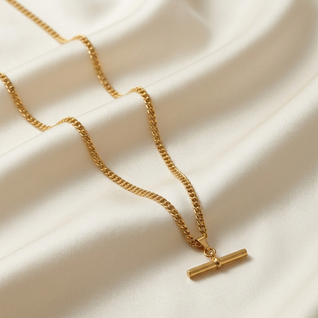 Gold Ridged T-Bar Front Toggle Chain Necklace